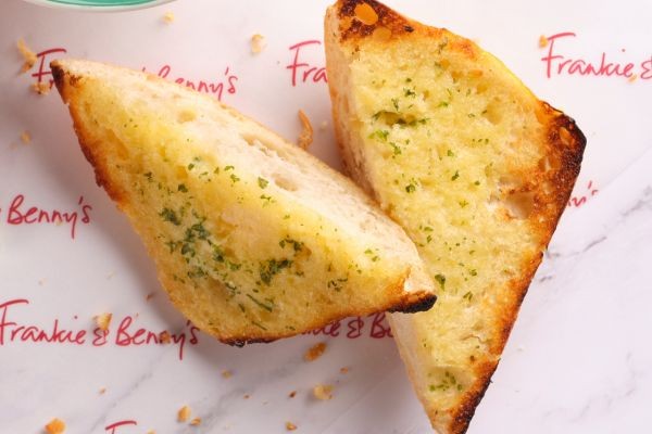 NEW POLL REVEALS COMEDY LEGEND PETER KAY’S FAVOURITE SKETCH OF ALL TIME - GARLIC BREAD!