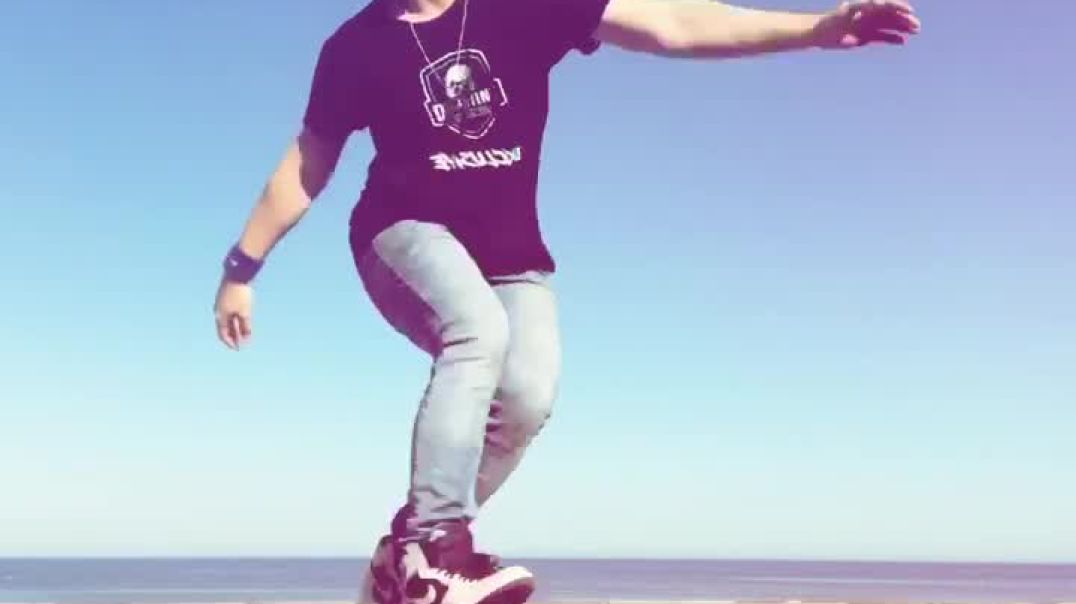 ⁣Blackpool Beach Morning Freestyle